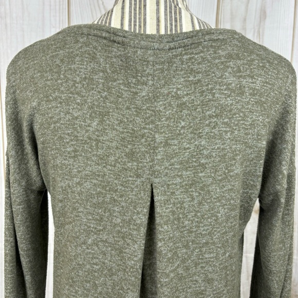 A New Day Sweater Lightweight Long Sleeve V-Neck Drop Shoulder Gray Size Small - Picture 6 of 13